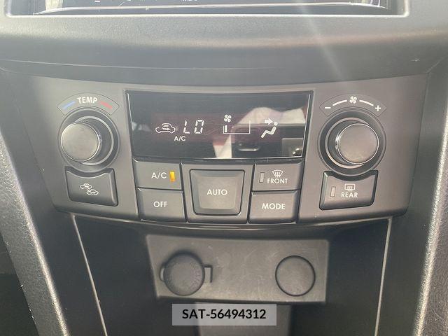 Suzuki SWIFT 2012-10 208418-17