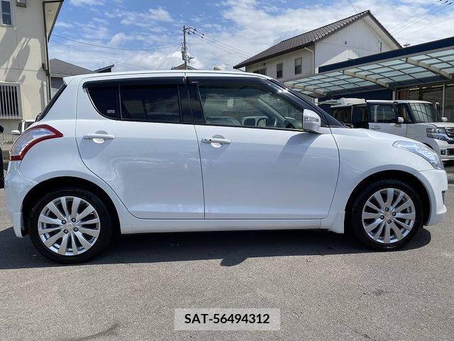 Suzuki SWIFT 2012-10 208418-5