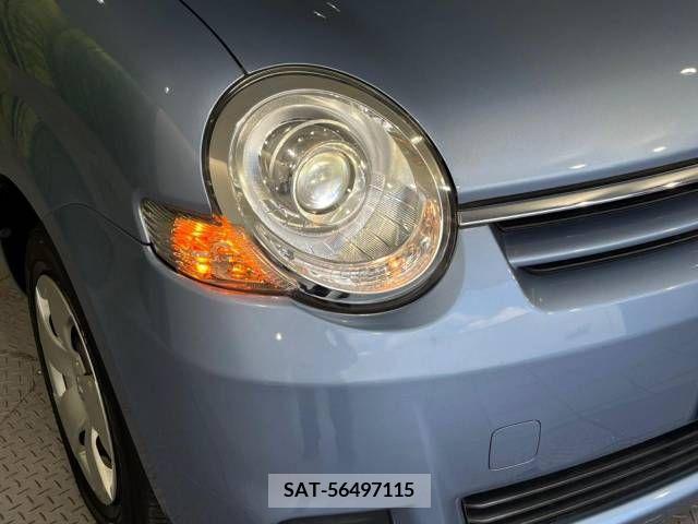 Toyota SIENTA 2015-05 368196-13