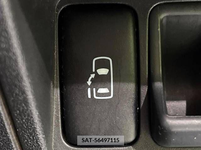 Toyota SIENTA 2015-05 368196-7
