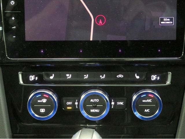 VolksWagen GOLF R 2020-05 2542-8