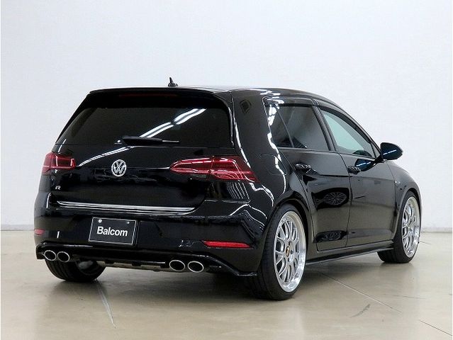 VolksWagen GOLF R 2020-05 2542-1
