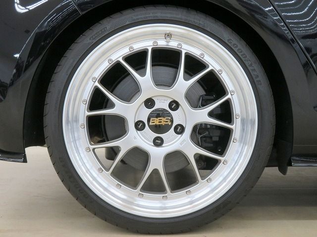 VolksWagen GOLF R 2020-05 2542-5