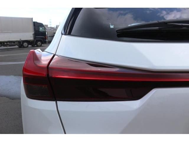 Lexus UX 2018-11 6558-6