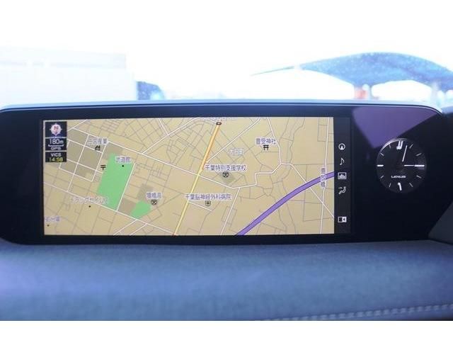 Lexus UX 2018-11 6558-12