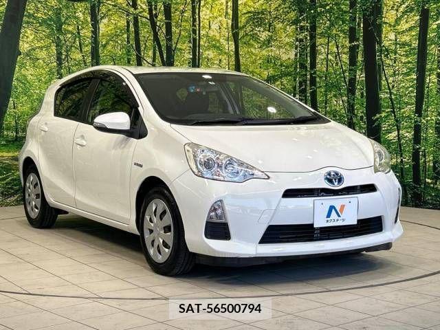 Toyota AQUA 2013-08 350540-16