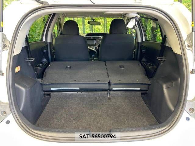 Toyota AQUA 2013-08 350540-10