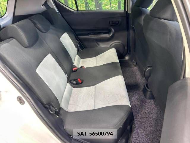 Toyota AQUA 2013-08 350540-9