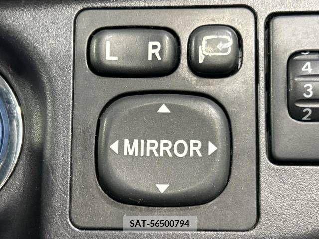 Toyota AQUA 2013-08 350540-6