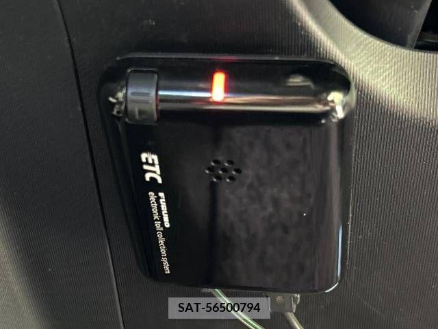 Toyota AQUA 2013-08 350540-4
