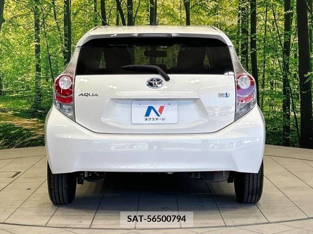 Toyota AQUA 2013-08 350540-15