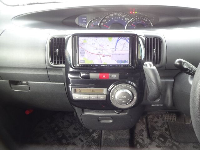 Daihatsu TANTO 2013-02 181274-14