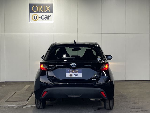 Toyota YARIS 2020-11 24274-5