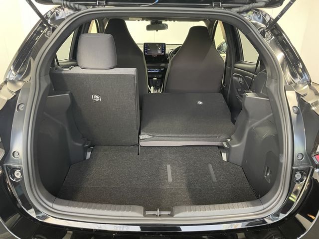 Toyota YARIS 2020-11 24274-21