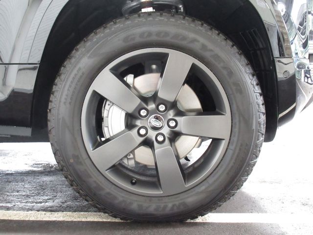 ROVER DEFENDER 2023-07 15925-19
