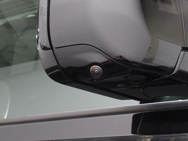 ROVER DEFENDER 2023-07 15925-18