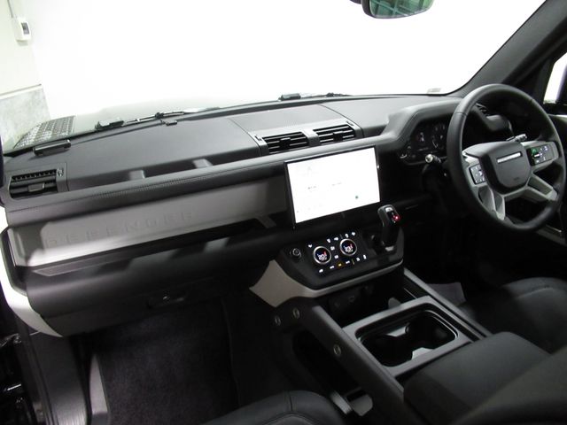 ROVER DEFENDER 2023-07 15925-16