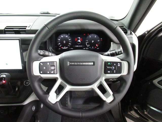 ROVER DEFENDER 2023-07 15925-28