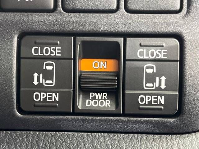 Toyota VOXY 2020-12 189067-4