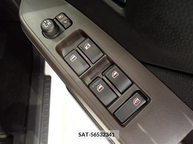 Toyota ROOMY 2022-07 367427-20