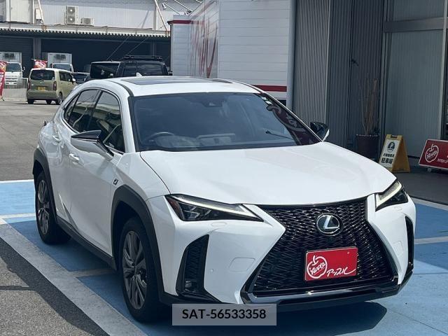 Lexus UX 2023-02 354236-6