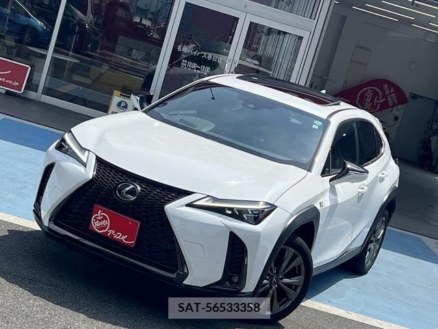 Lexus UX 2023-02 354236-2