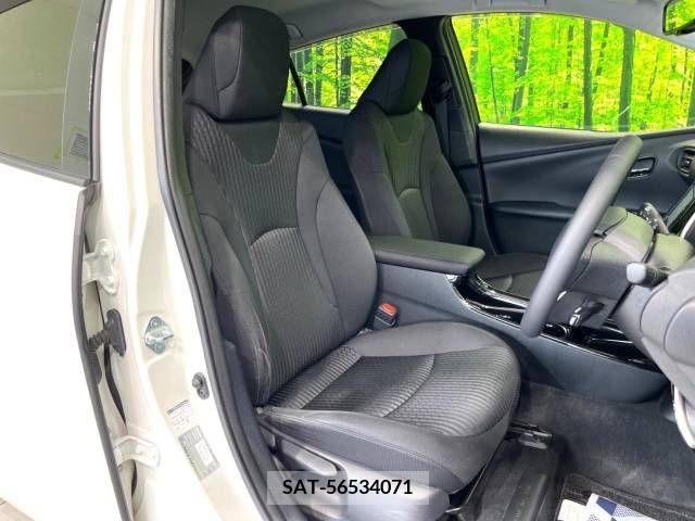 Toyota PRIUS 2018-10 331023-8