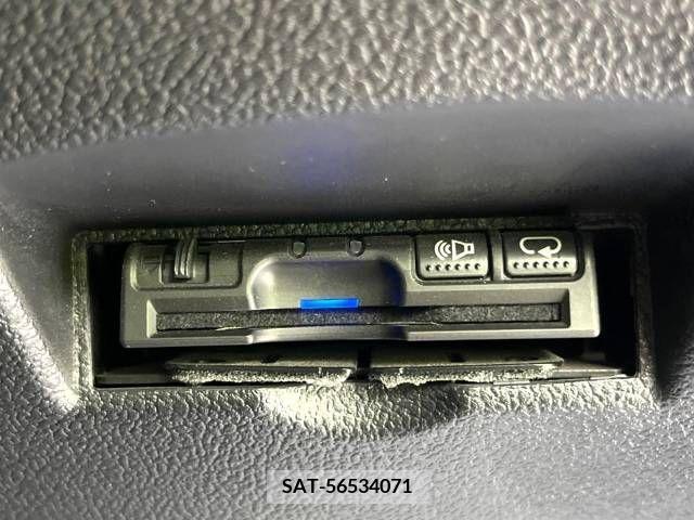 Toyota PRIUS 2018-10 331023-4