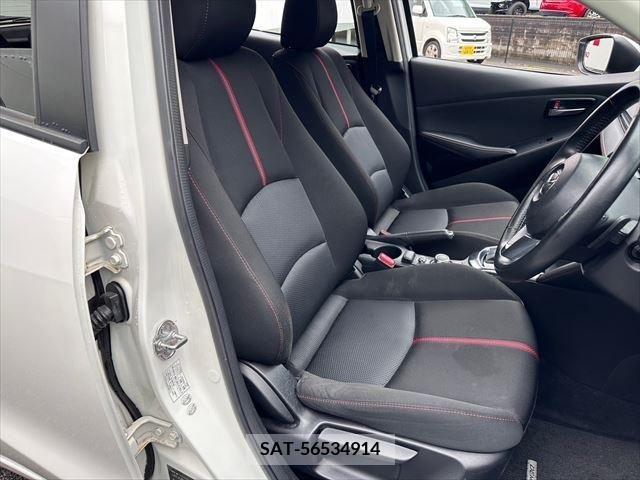 Mazda DEMIO 2016-08 301952-6