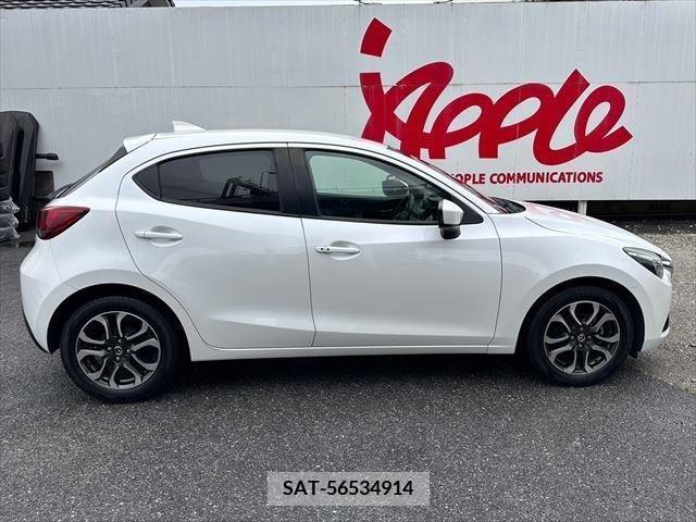 Mazda DEMIO 2016-08 301952-15