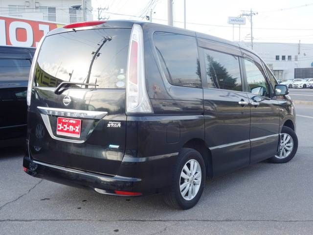 Nissan SERENA 2012-03 2056-1