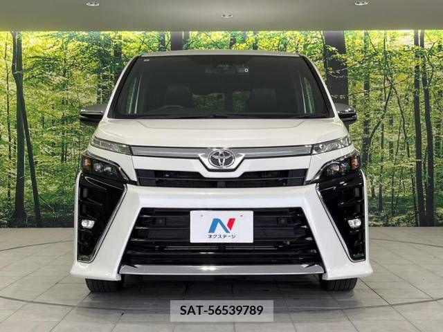 Toyota VOXY 2021-02 332618-15
