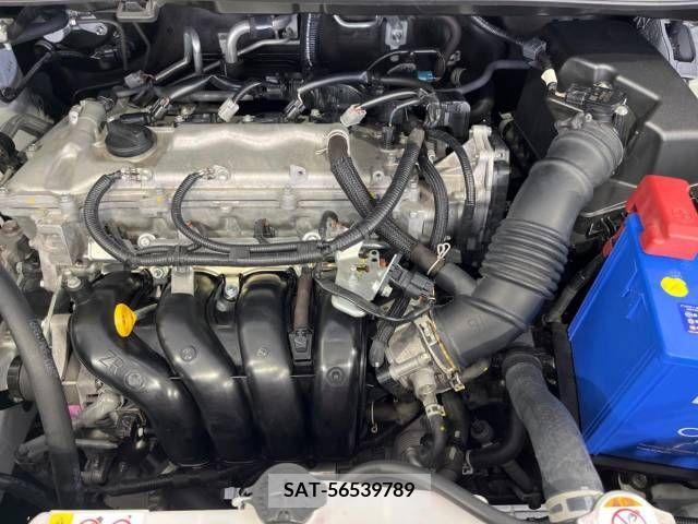 Toyota VOXY 2021-02 332618-18