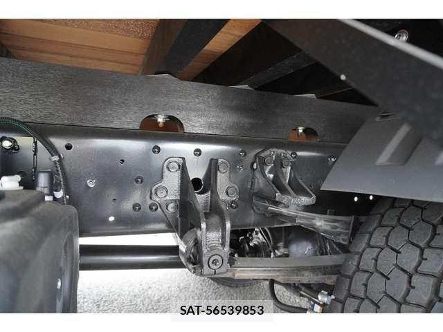 Mitsubishi FIGHTER 2024-06 446371-9
