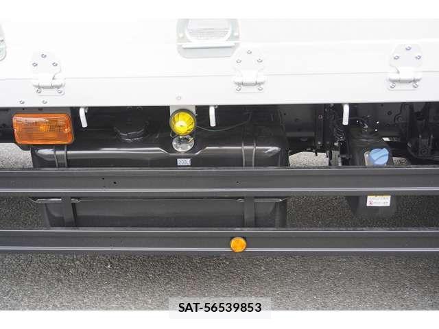 Mitsubishi FIGHTER 2024-06 446371-15