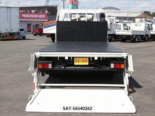 Hino DUTRO 2017-02 320409-13