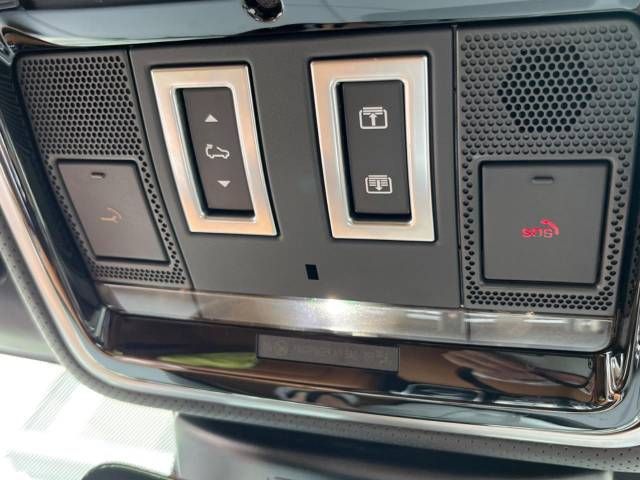 ROVER RANGE ROVER 2019-09 25149-16