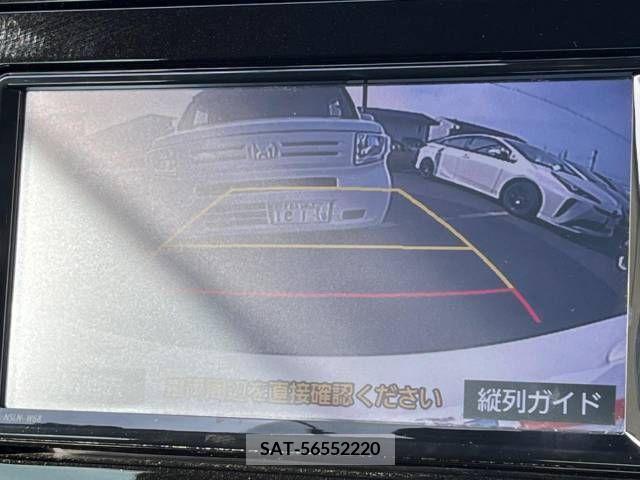 Toyota PRIUS 2021-04 282097-3