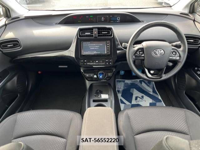 Toyota PRIUS 2021-04 282097-1