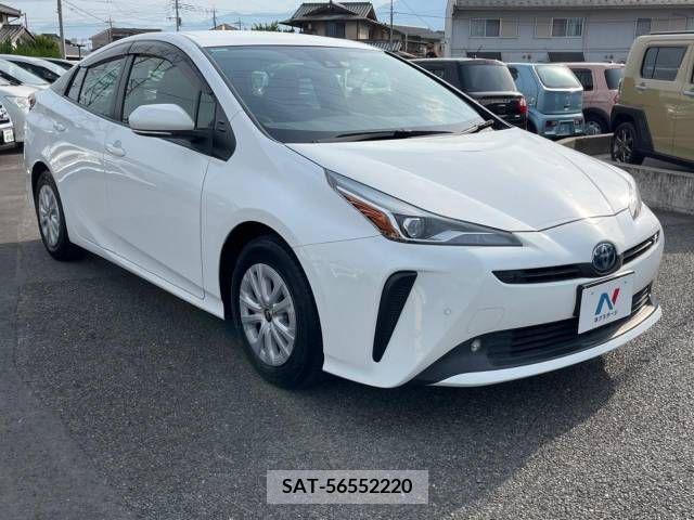 Toyota PRIUS 2021-04 282097-16