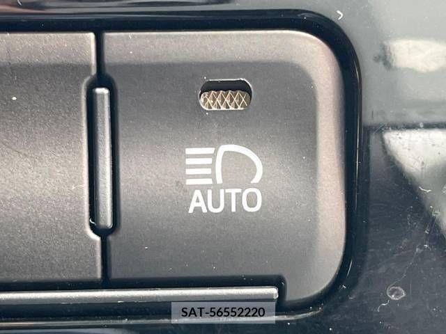 Toyota PRIUS 2021-04 282097-5