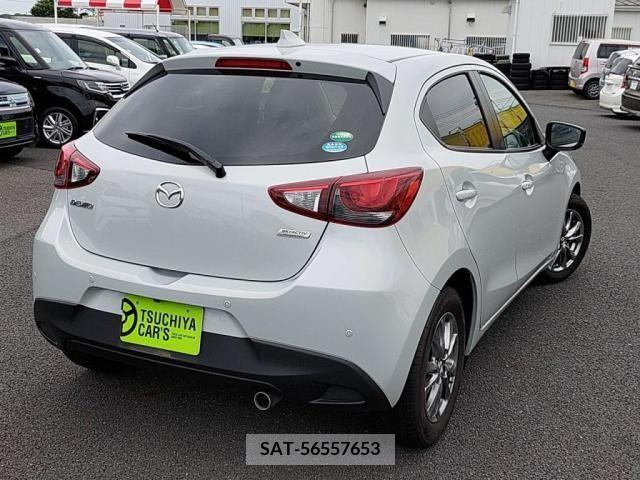 Mazda DEMIO 2018-06 301903-1