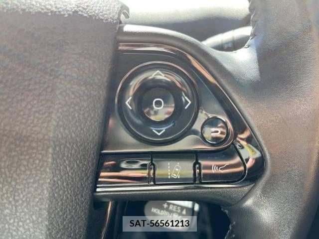 Toyota PRIUS 2019-06 322559-4