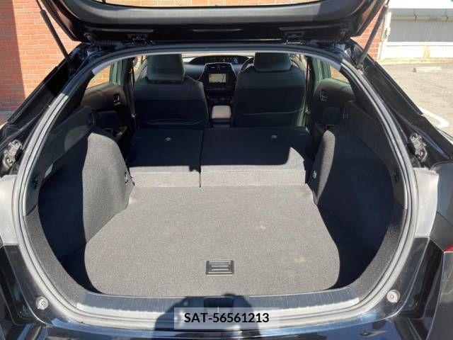 Toyota PRIUS 2019-06 322559-12