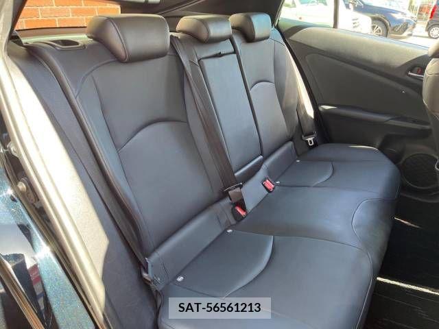 Toyota PRIUS 2019-06 322559-10