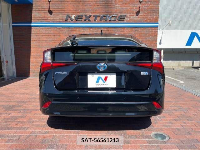 Toyota PRIUS 2019-06 322559-16
