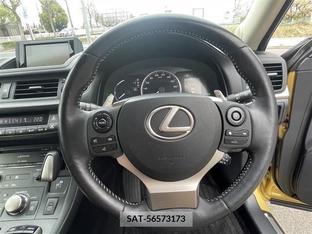 Lexus CT 2015-05 228531-11