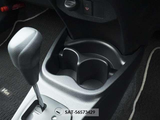 Toyota VITZ 2015-06 288545-12