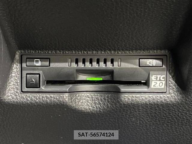 Toyota YARIS 2020-05 223998-5