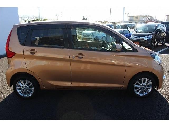 Nissan DAYZ 2015-01 27305-2
